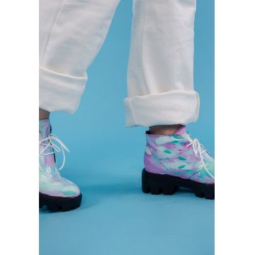 Ghete de piele intoarsa - pictate manual