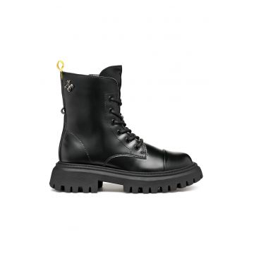 Bocanci de piele ecologica