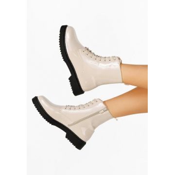 Bocanci lacuiti dama Sharonda bej