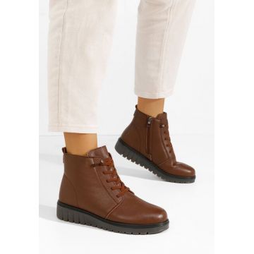 Ghete dama Kenisha camel