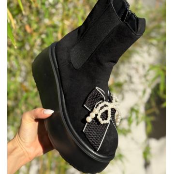 Ghete dama Okle Negre