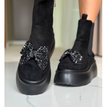 Ghete dama Uhka Negre