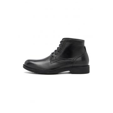 Ghete din piele
