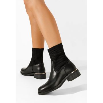 Ghete tip soseta Nastazia negre