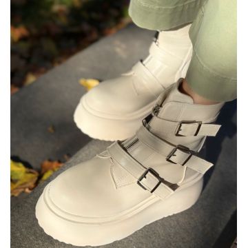 Ghete dama Carolt Bej