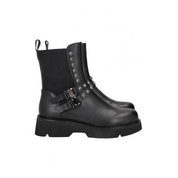 Ghete de piele cu toc