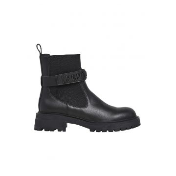 Ghete din piele si material textil