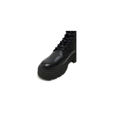 Ghete dama G Star Raw - 304737770 - Piele naturala - 41 EU - Negru Ghete dama G Star Raw - 304737770 - Piele naturala - 41 EU - Negru
