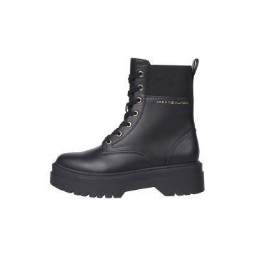 Ghete de piele cu segment textil Ghete de piele cu segment textil