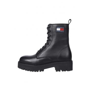 Ghete de piele cu toc masiv Ghete de piele cu toc masiv