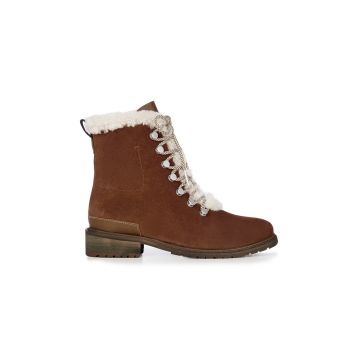 Emu Australia cizme din piele intoarsa Billington femei, culoarea maro, cu toc plat, izolat