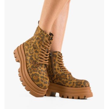 Ghete dama Hamud Print