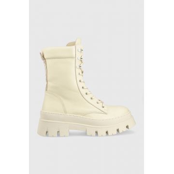 Steve Madden bocanci de piele Fezza femei, culoarea bej, cu toc plat, izolare usoara