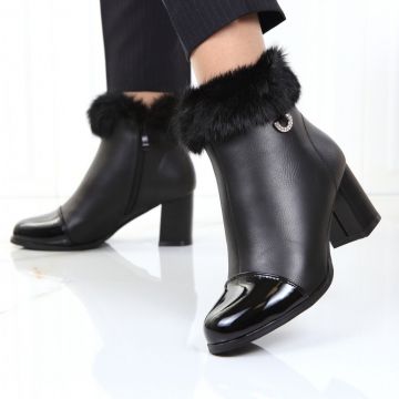 Botine negre Carma