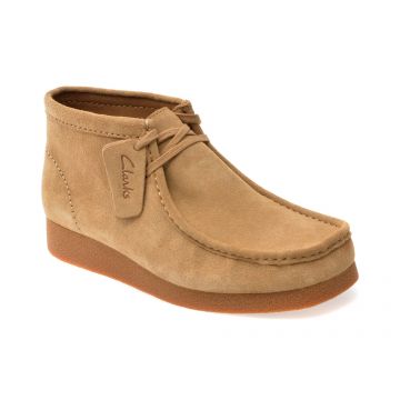 Ghete CLARKS gri, WALLABEE EVO BT, din piele intoarsa
