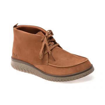 Ghete CLARKS maro, RELAX LITE MOC, din piele intoarsa