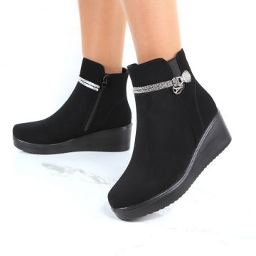 Ghete negre imblanite Nayela Ghete negre imblanite Nayela