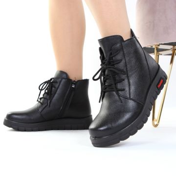 Ghete negre usoare Nerra Ghete negre usoare Nerra