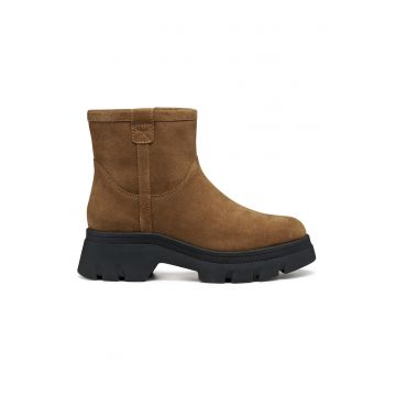 Botine de piele intoarsa cu fermoar