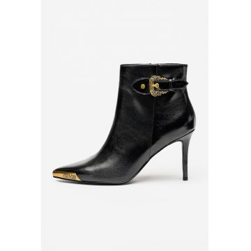 Botine cu varf ascutit si fermoar