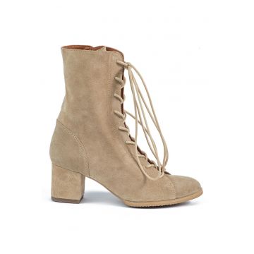 Botine de piele intoarsa cu toc masiv