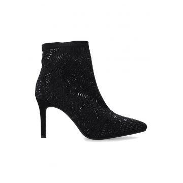 Botine decorate cu strasuri