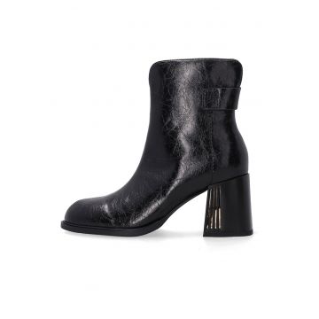 Botine din piele naturala cu fermoar si toc masiv