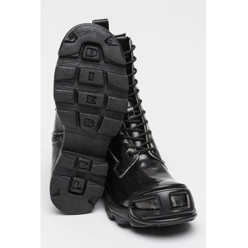 Ghete din piele cu varf rotund D-Hammer Ghete din piele cu varf rotund D-Hammer