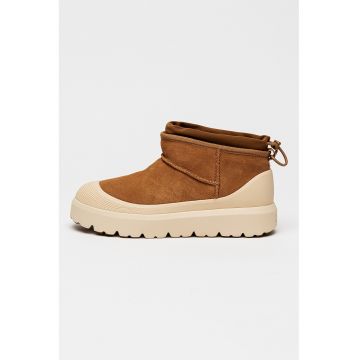 Ghete fara inchidere unisex Classic Ultra Mini