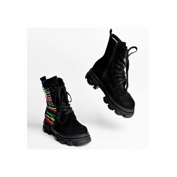 Bocanci Caprice Editie de Vara