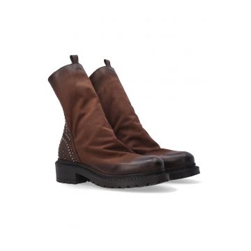 Botine de dama maro din nubuc decorate cu strasuri