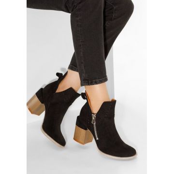 Botine perforate Esperanza negre