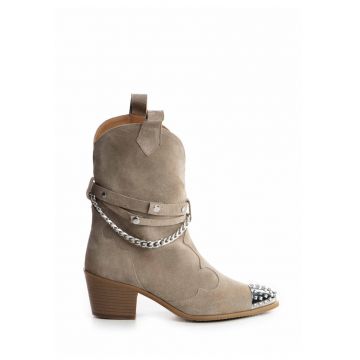 Ciocate Aryan piele intoarsa nude nisipiu cu accesorii argintii