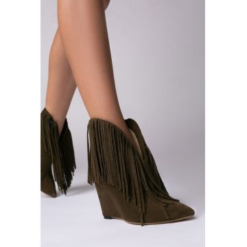 Cizme tip ciocate Nemesis piele intoarsa kaki cu franjuri