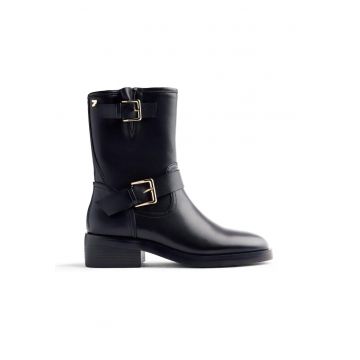 Ghete de piele ecologica cu catarame Ghete de piele ecologica cu catarame