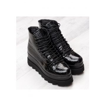 Ghete din piele lacuita cu model mock-croc Lyon