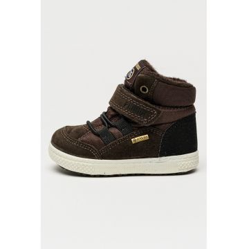 Ghete impermeabile cu detalii de piele intoarsa