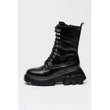 Ghete wedge de piele cu siret