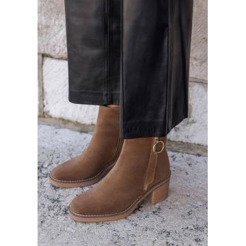 Botine cu toc gros Adisha camel