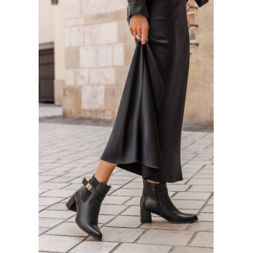 Botine cu toc gros Nedaria negre