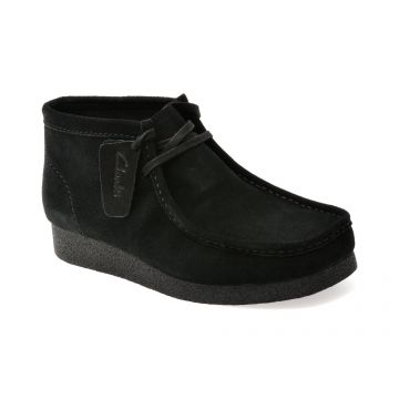 Ghete CLARKS negre, WALLABEE EVO BT, din piele intoarsa