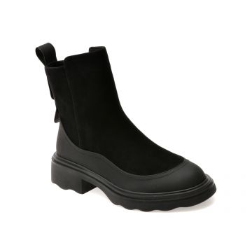 Ghete GRYXX negre, 48136, din piele intoarsa