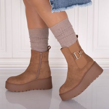 Ghete dama Camel din Piele Ecologica Intoarsa Anirta