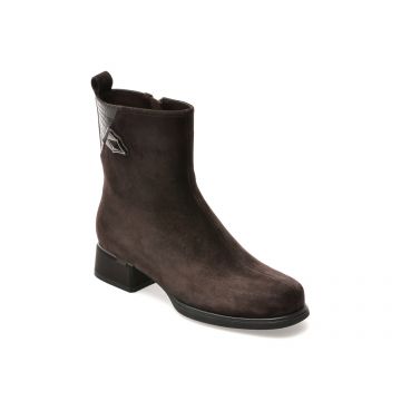 Ghete EPICA maro, W1382, din piele intoarsa