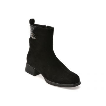 Ghete EPICA negre, W1382, din piele intoarsa