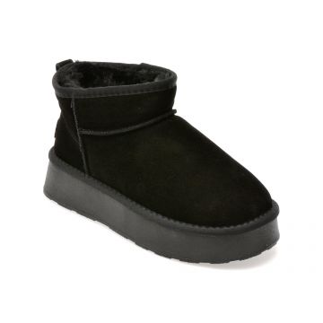 Ghete GRYXX negre, 228520, din piele intoarsa