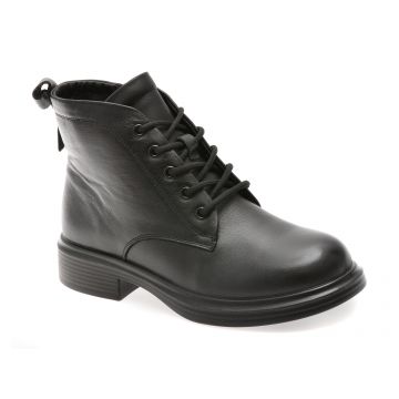 Ghete GRYXX negre, 5104, din piele naturala