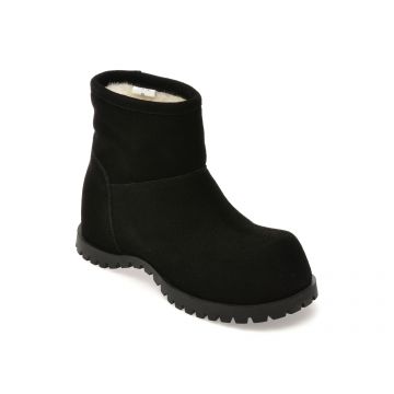 Ghete GRYXX negre, 9933, din piele intoarsa