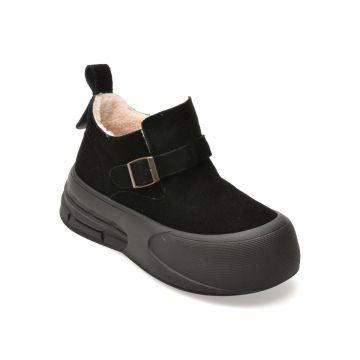 Ghete GRYXX negre, A6623, din piele intoarsa