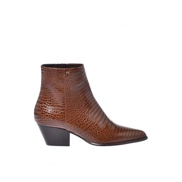 Botine din piele cu model animal print si varf ascutit